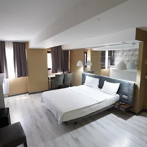 Time Mecidiyekoy Hotel Istanbul