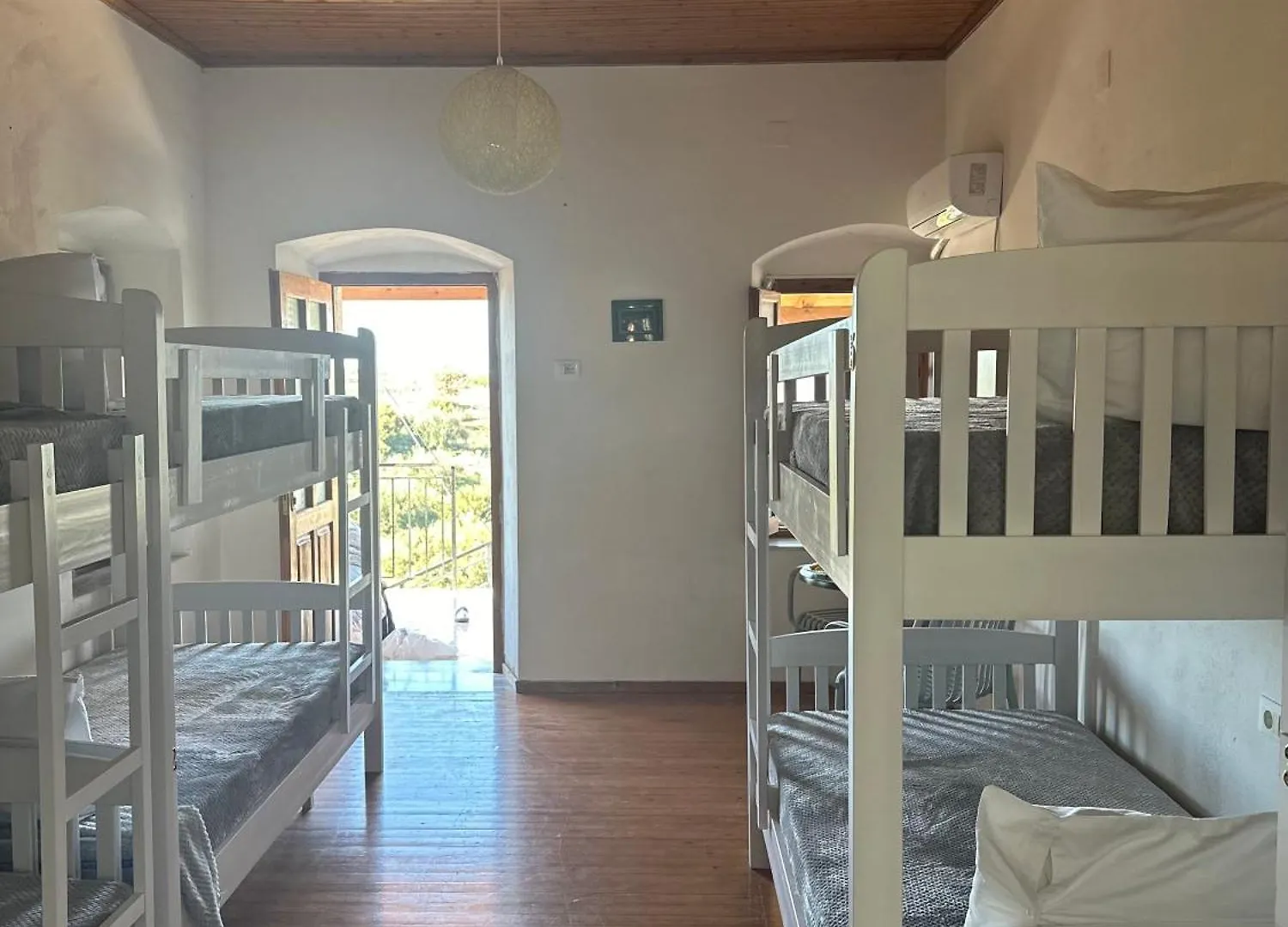 Hostel On The Hill - By Filikuri Beach Himare